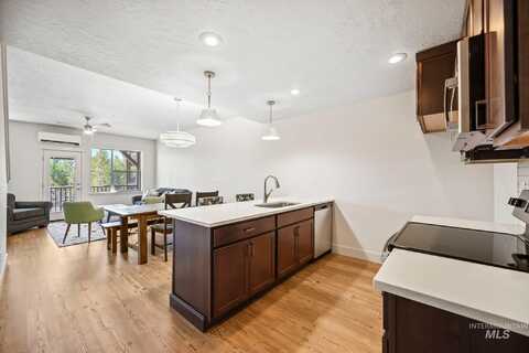 204 Broken Pine, McCall, ID 83638
