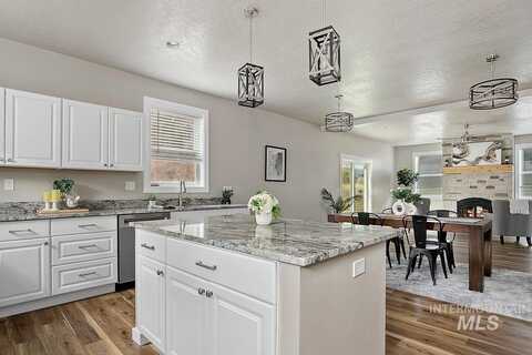 35 Wapiti Ct., Garden Valley, ID 83622