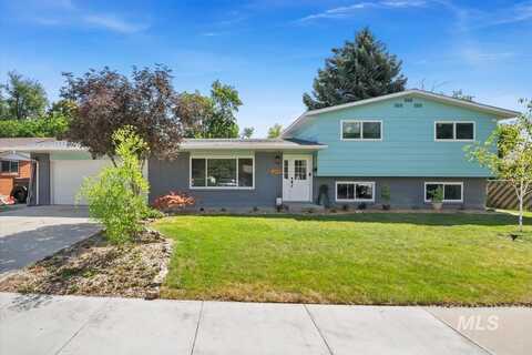 674 S Sawtooth Ave, Boise, ID 83709