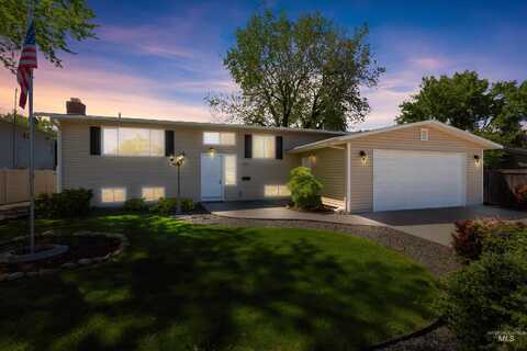 8101 W Wesley Drive, Boise, ID 83704