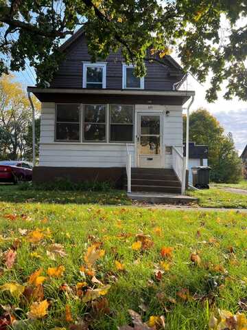 611 Steward Avenue, Jackson, MI 49202