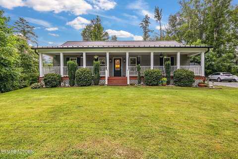 1106 Little Smoky Road, Gatlinburg, TN 37738