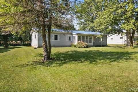 303 W Sycamore Street, Silver Lake, IN 46982