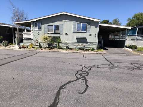 4200 Summers Lane, Klamath Falls, OR 97603