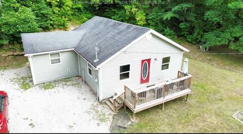 6340 Smith Creek Road, Salt Rock, WV 25559