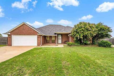 276 Lake Crest Dr, Lawton, OK 73507
