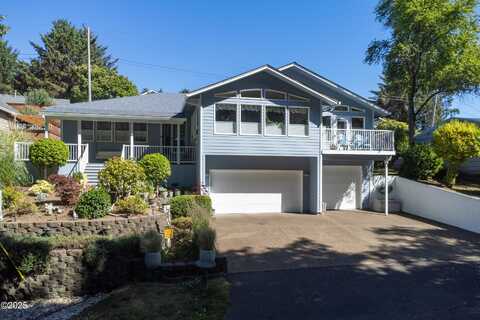 3570 NE Reef Drive, Lincoln City, OR 97367