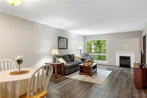 10152 Iron Mill Rd, North Chesterfield, VA 23235