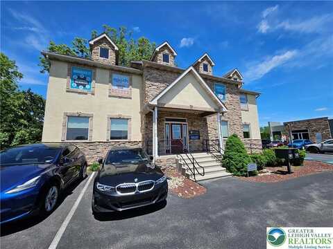 4295 W Tilghman Street unit: 2Nd Fl, White Hall, PA 18104