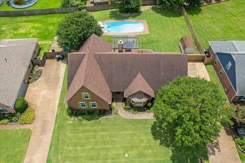 8945 PEMBROKE ELLIS, Bartlett, TN 38133