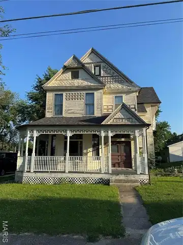 603 W Main Cross Street, Palmyra, MO 63461