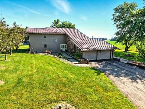 3796 State Route 4, Bucyrus, OH 44820