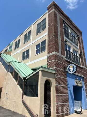 15 Station Place, Metuchen, NJ 08840