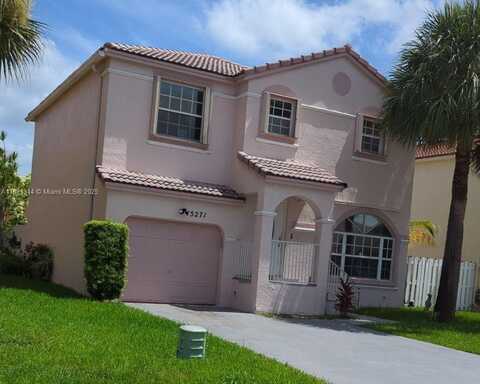 15271 NW 6th Ct, Pembroke Pines, FL 33028