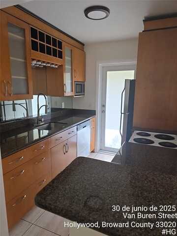 2243 Van Buren St, Hollywood, FL 33020