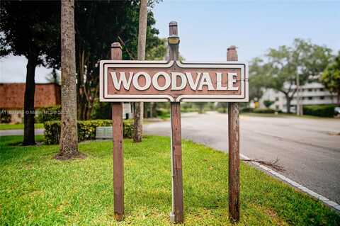 2161 Orange Grove Dr, Davie, FL 33324