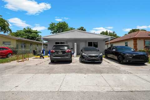 2731 NW 14th St, Fort Lauderdale, FL 33311