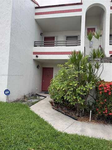 1226 N Hiatus Rd, Pembroke Pines, FL 33026
