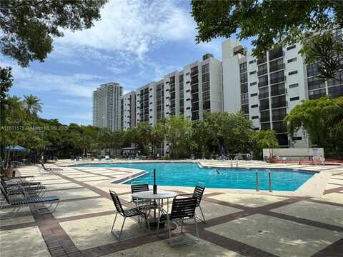 16909 N Bay Rd, Sunny Isles Beach, FL 33160