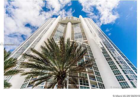 18201 Collins Ave, Sunny Isles Beach, FL 33160