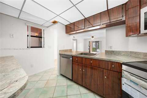20905 NE 8th Ct, Miami, FL 33179