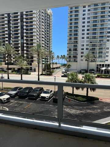5700 Collins Ave, Miami Beach, FL 33140