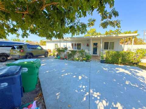 29120 Kentucky Rd, Homestead, FL 33033