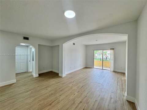1903 Belmont Ln, North Lauderdale, FL 33068