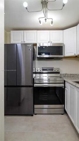 2935 NE 163rd St, North Miami Beach, FL 33160