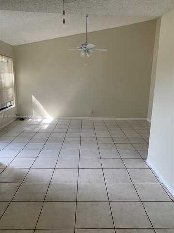 1314 White Pine Dr, Wellington, FL 33414