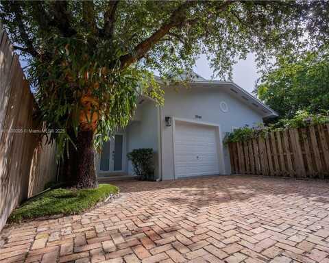 2949 Shipping Ave, Miami, FL 33133