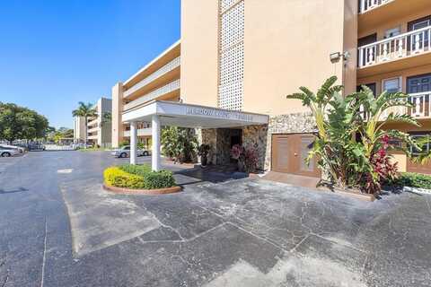 219 NE 14th Ave, Hallandale Beach, FL 33009