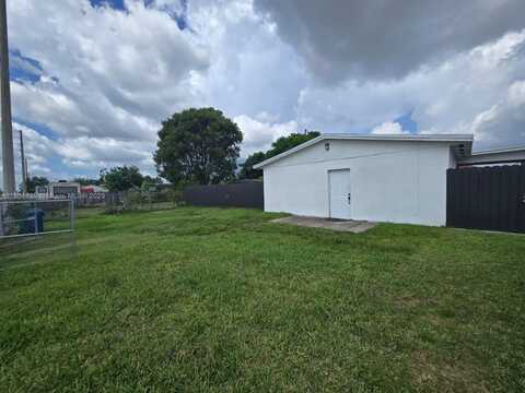11700 SW 220th St, Miami, FL 33170