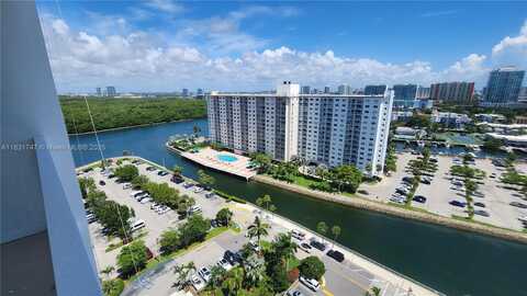 500 Bayview Dr, Sunny Isles Beach, FL 33160