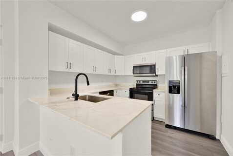 2080 W Preserve Way, Miramar, FL 33025