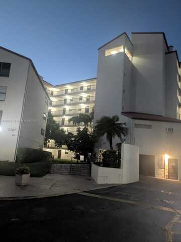 2309 S Cypress Bend Dr, Pompano Beach, FL 33069
