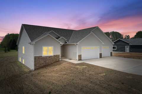 2171 Wallace Lake Rd, West Bend, WI 53090