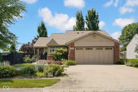 1481 Wrenwood Drive, Columbus, IN 47201