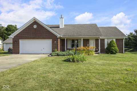 1016 W Creek Ridge Drive, Fountaintown, IN 46130