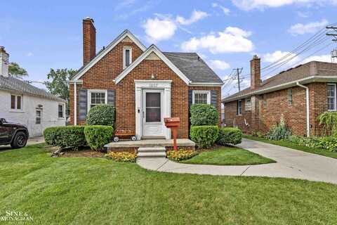 1857 Roslyn, Grosse Pointe Woods, MI 48236