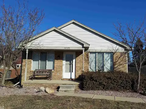 20509 Little Acres, Clinton Township, MI 48035