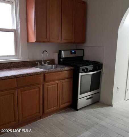 40 Shore Boulevard, Keansburg, NJ 07734