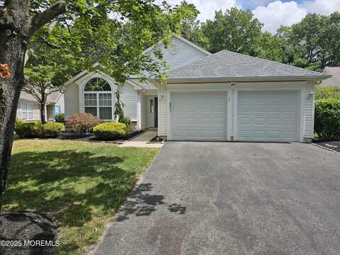 63 Skyline Drive, Lakewood, NJ 08701