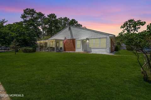 197 Laurel Place, Whiting, NJ 08759