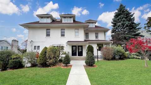 158 Anstice Street, Oyster Bay, NY 11771
