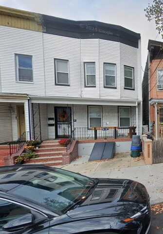 8602 89th Street, Woodhaven, NY 11421