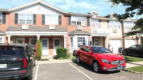 82109 Country Pointe Circle, Queens Village, NY 11427