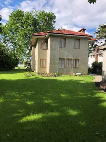 181 Walnut Street, Lynbrook, NY 11563