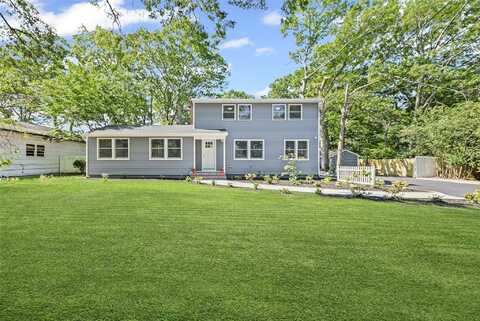 70 Robinson Avenue, Brookhaven, NY 11763