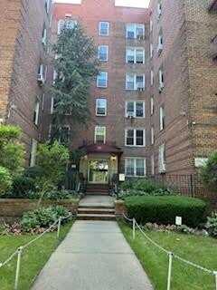 221 Mcdonald Ave Avenue, Brooklyn, NY 11218